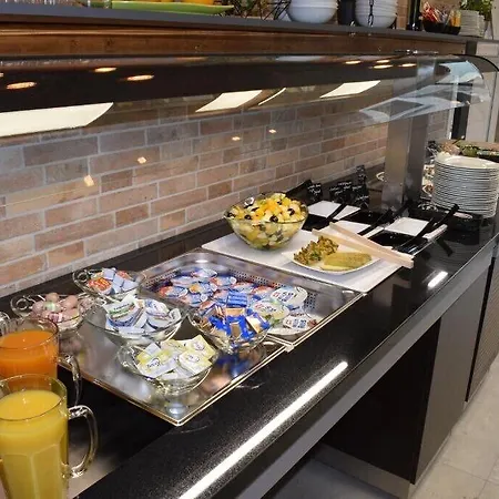 New Age Boardinghaus P5 بيت ضيافة 4*