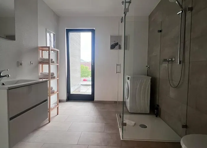 ゲストハウス New Age Boardinghaus P5 4*