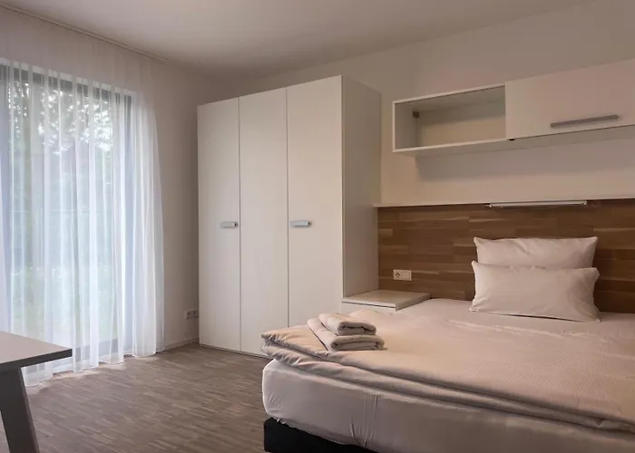 ゲストハウス New Age Boardinghaus P5 4*