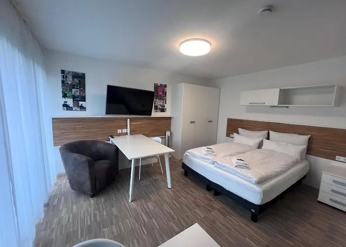 ゲストハウス New Age Boardinghaus P5 4*